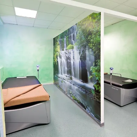 Отель Gesundheitszentrum Helenenquelle *