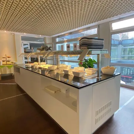 Gesundheitszentrum Helenenquelle Hotel *